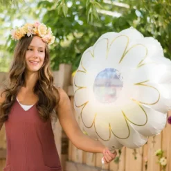 Balon foliowy biały kwiatek stokrotka średnica 53 cm