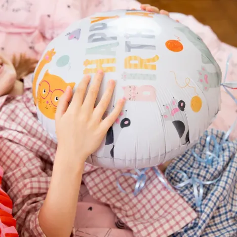 Balon foliowy Happy Birthday Kotki okragły 45cm