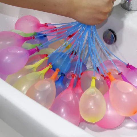 Balony Wodne Bomby 111 szt + nasadka z gwintem