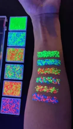 Brokat profesjonalny Galactic UV VIVID Glitter Cream - paletka 48g
