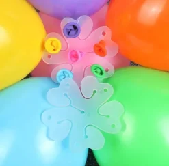 Łącznik klips do balonów, dekoracji balonowych KWIATEK 1 szt.