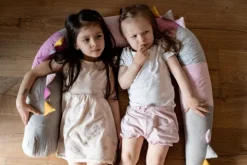 Dream Dragon Smoczyca przytulanka, ochraniacz do łóżeczka Różowa