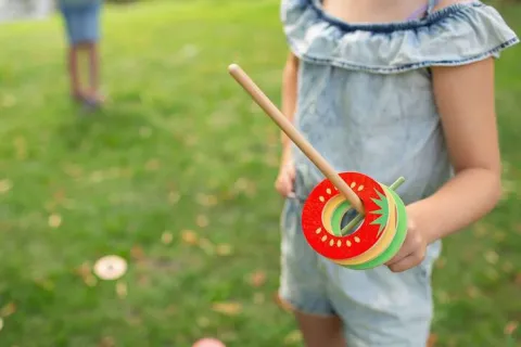 Drewniana gra zręcznościowa Łap owoce BS Toys