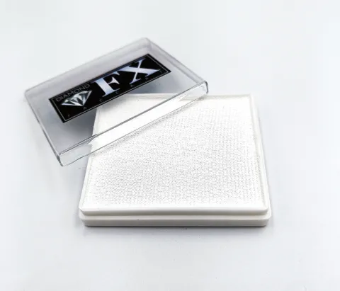 Farba do malowania twarzy i ciała Biała Essential Diamond FX 50g