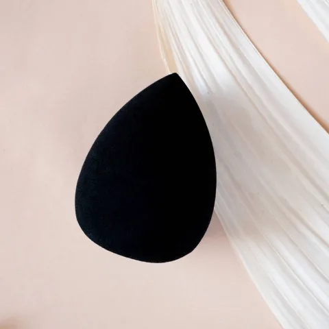 Gąbka Beauty Blender do malowania twarzy i ciała 1 szt. CZARNA