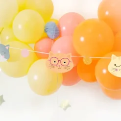 Girlanda papierowa Kotki kolorowe głowy 150 cm