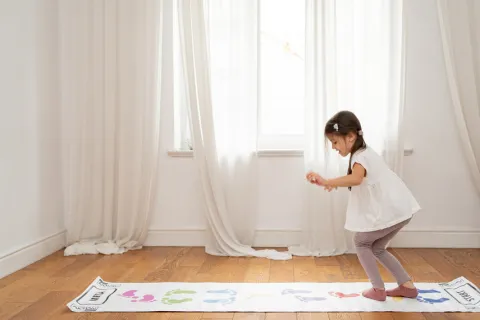 Mata Animacyjna Skaczące Stópki 45x200 cm