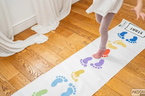 Mata Animacyjna Skaczące Stópki 45x200 cm