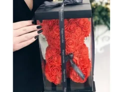MIŚ Z RÓŻ czerwony 25 cm prezent