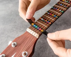 Naklejki do nauki gry na gitarze