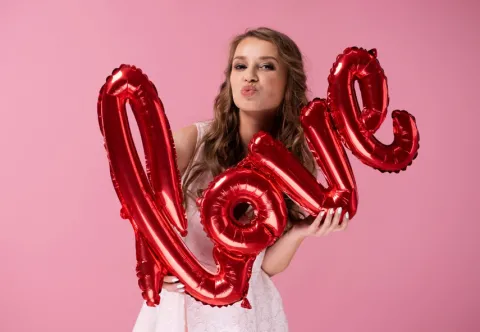 Napis LOVE balon foliowy na Walentynki 100 cm