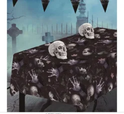 Obrus Halloween czaszki szkielet 137x274 cm