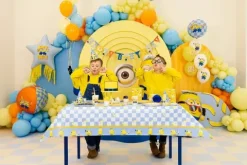 Obrus papierowy Minionki 180x120 cm