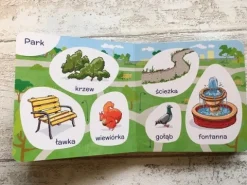 100 PIERWSZYCH SŁÓWEK. NA SPACERZE KSIĄŻKA KAPITAN NAUKA
