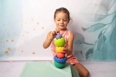 Piramida sensoryczna pastelowa