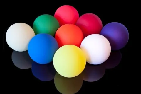 Stage Ball - PEACH - matowa 100mm kolor ZIELONY Mr Babache