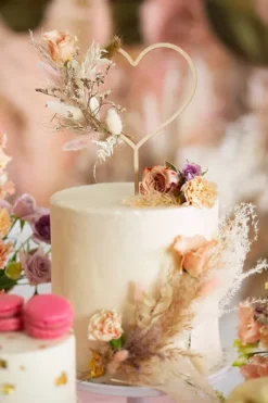 Topper dekoracyjny na tort drewniany SERCE 23 cm