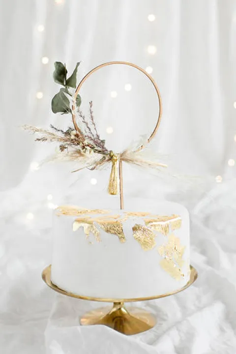 Topper dekoracyjny na tort drewniany OBRĘCZ koło 24,5 cm