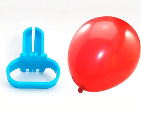 Wiązadełko ułatwiające wiązanie balonów